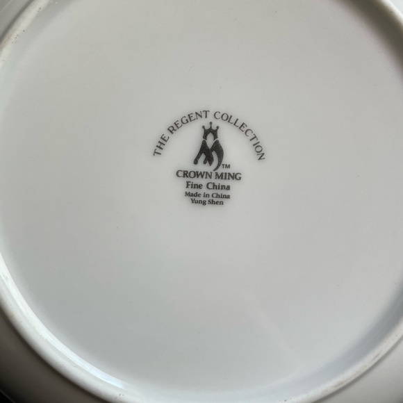 The Regent Collection Vintage Crown Ming #1163 Crochet Set Yung Shen Fine China - Picture 3 of 4